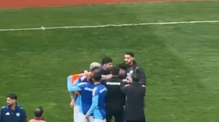 Mardinli Genç Futbolcuya Takım Arkadaşından Şiddet